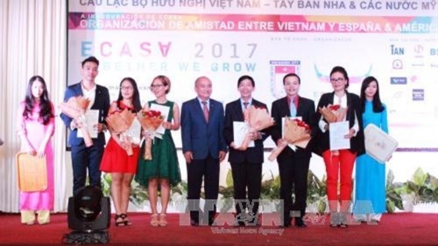 Friendship club for Vietnam, Spanish-speaking countries debuts