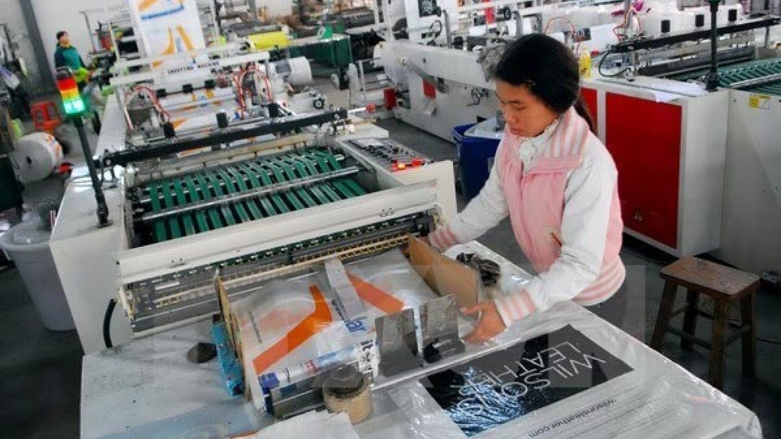 Standard Chartered forecasts Vietnam’s GDP growth at 6.9%