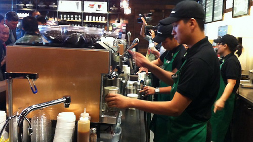Starbucks plans more Vietnamese coffee purchases