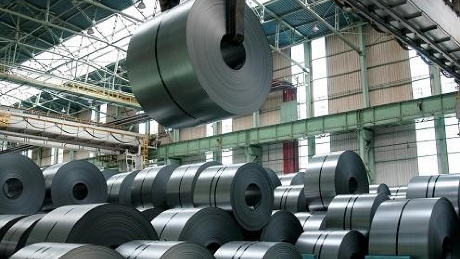 Steel, iron import value rises 30%