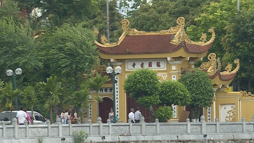 Tran Quoc pagoda - Hanoi tourist attraction