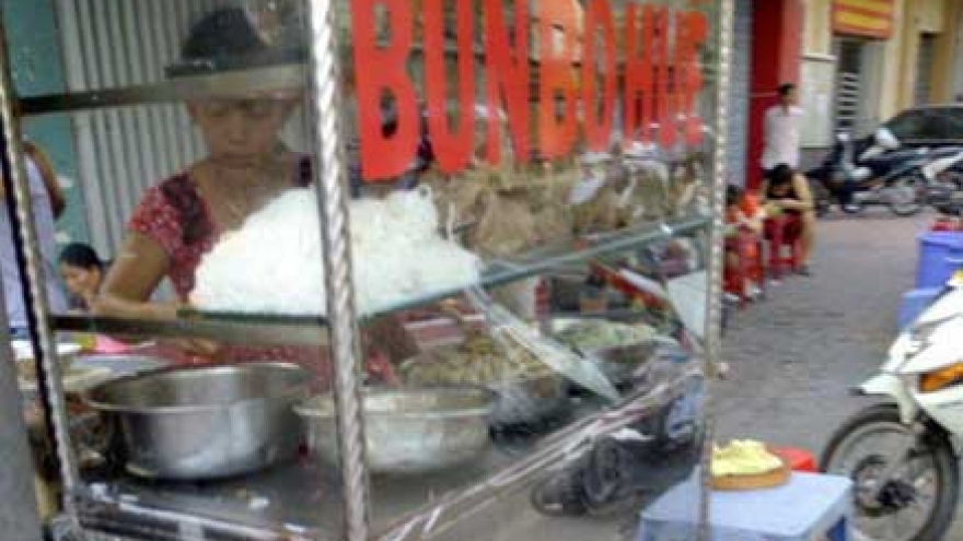 Cultural characteristics of street food in HCM City