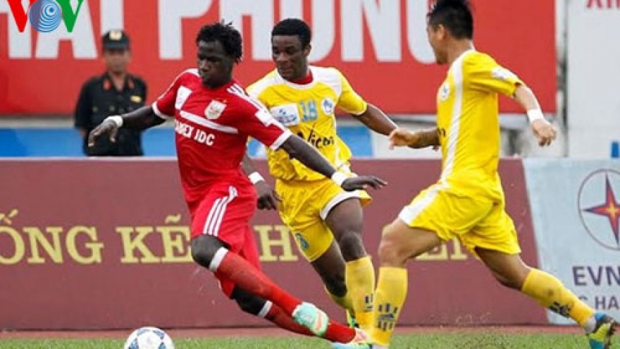 AFC praises striker Abass Dieng of Binh Duong squad