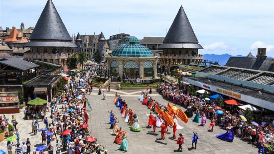 Da Nang takes advantage of APEC week to promote tourism