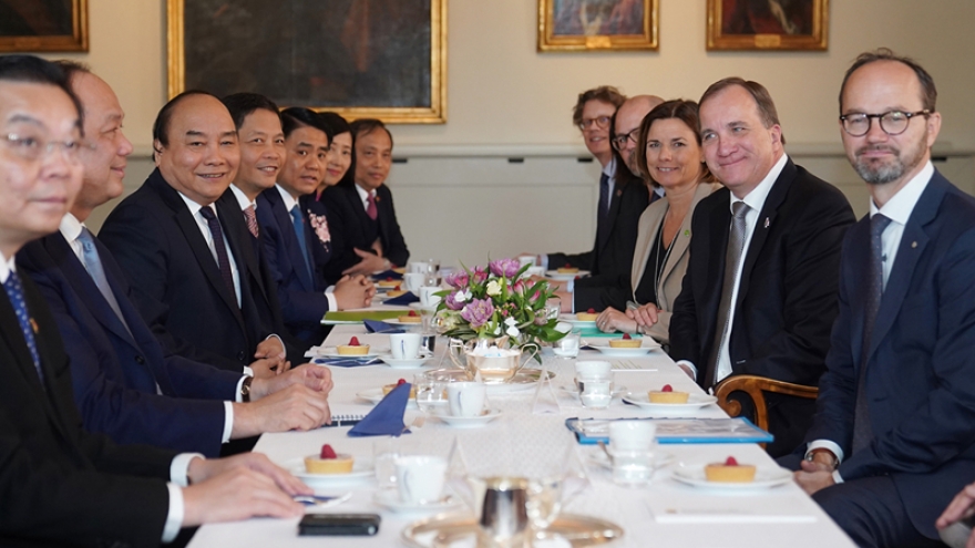 Vietnam greatly values time-honoured friendship with Sweden