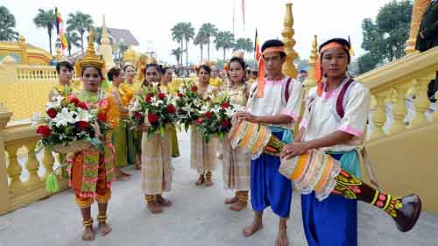 Khmer costumes