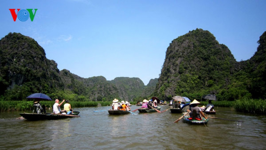 Tam Coc – Ha Long Bay on land