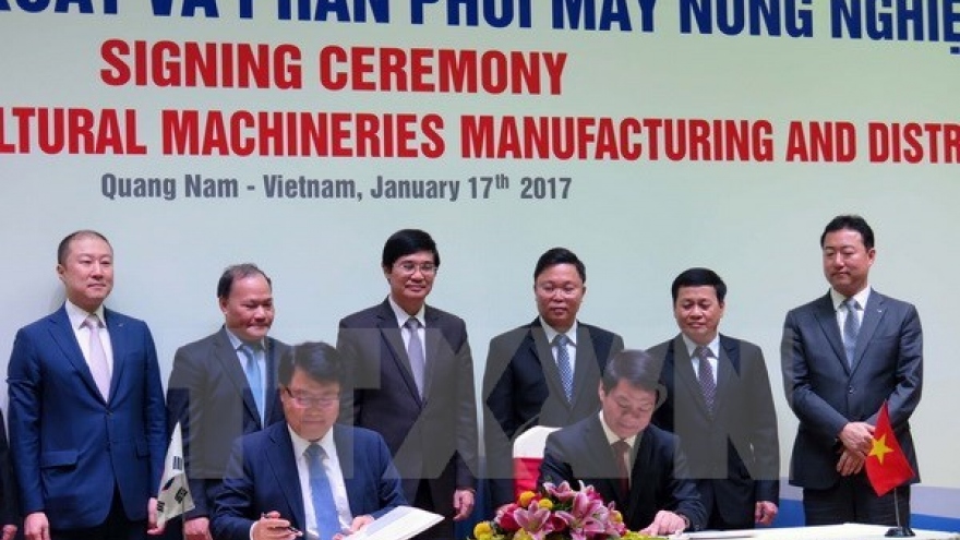 THACO, RoK firm partner to manufacture agricultural machines