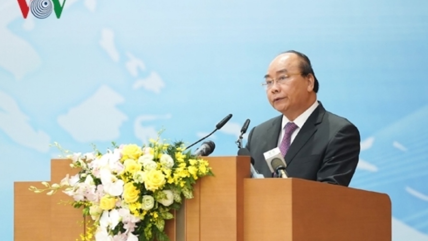PM Phuc underlines international integration in socio-economic development