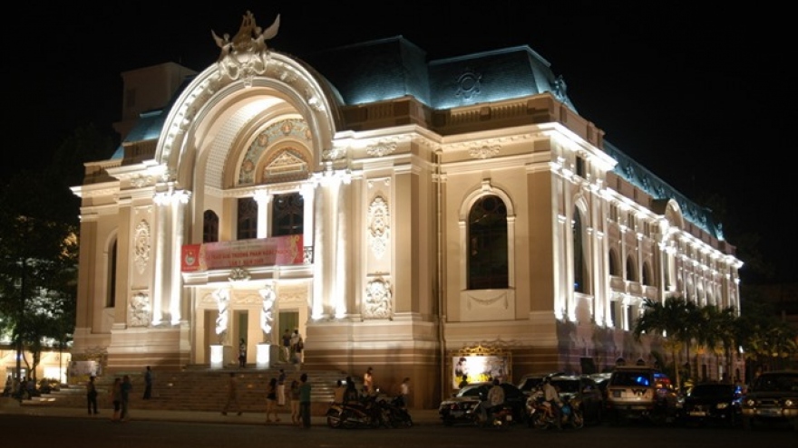 Vietnam international arrivals rise fastest in Southeast Asia