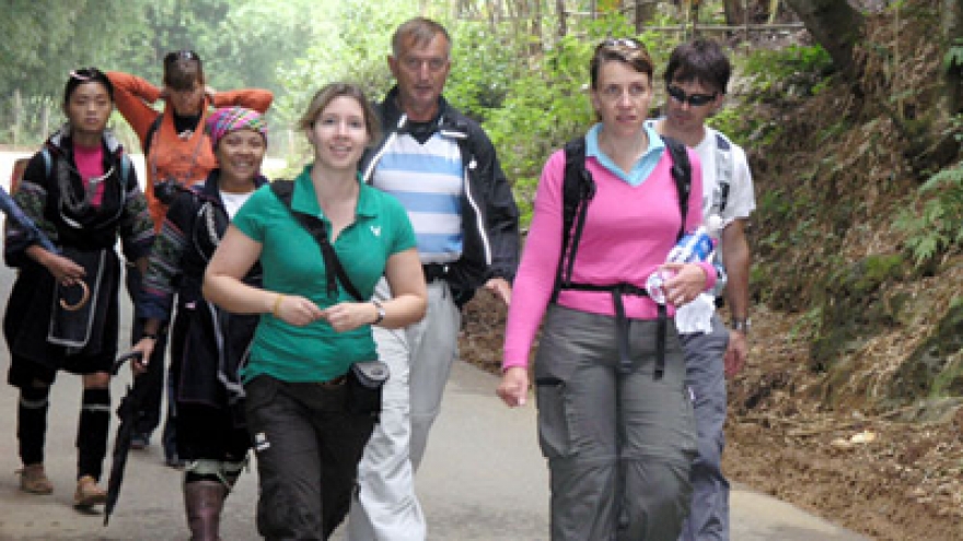 Seminar discusses community tourism services