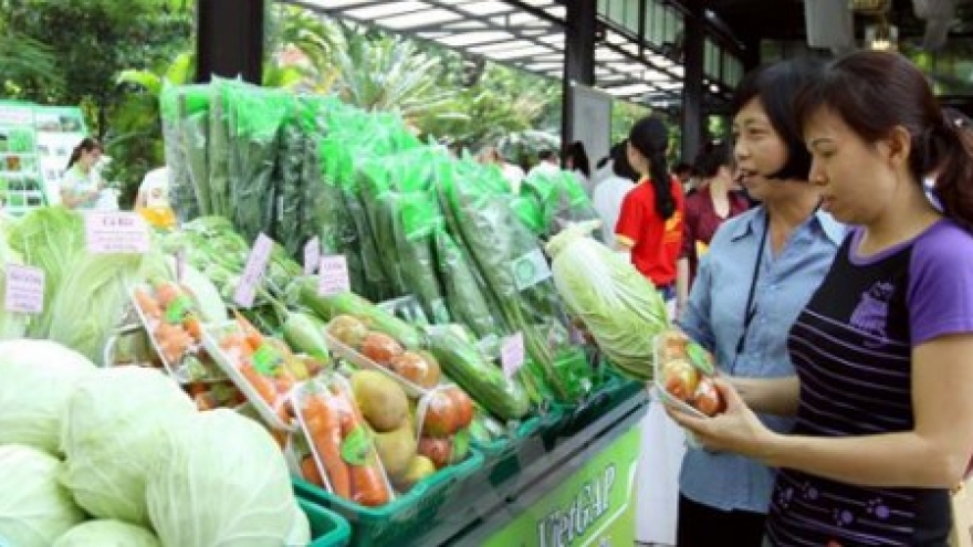 Vietnamese consumers willing to pay more for safe foods