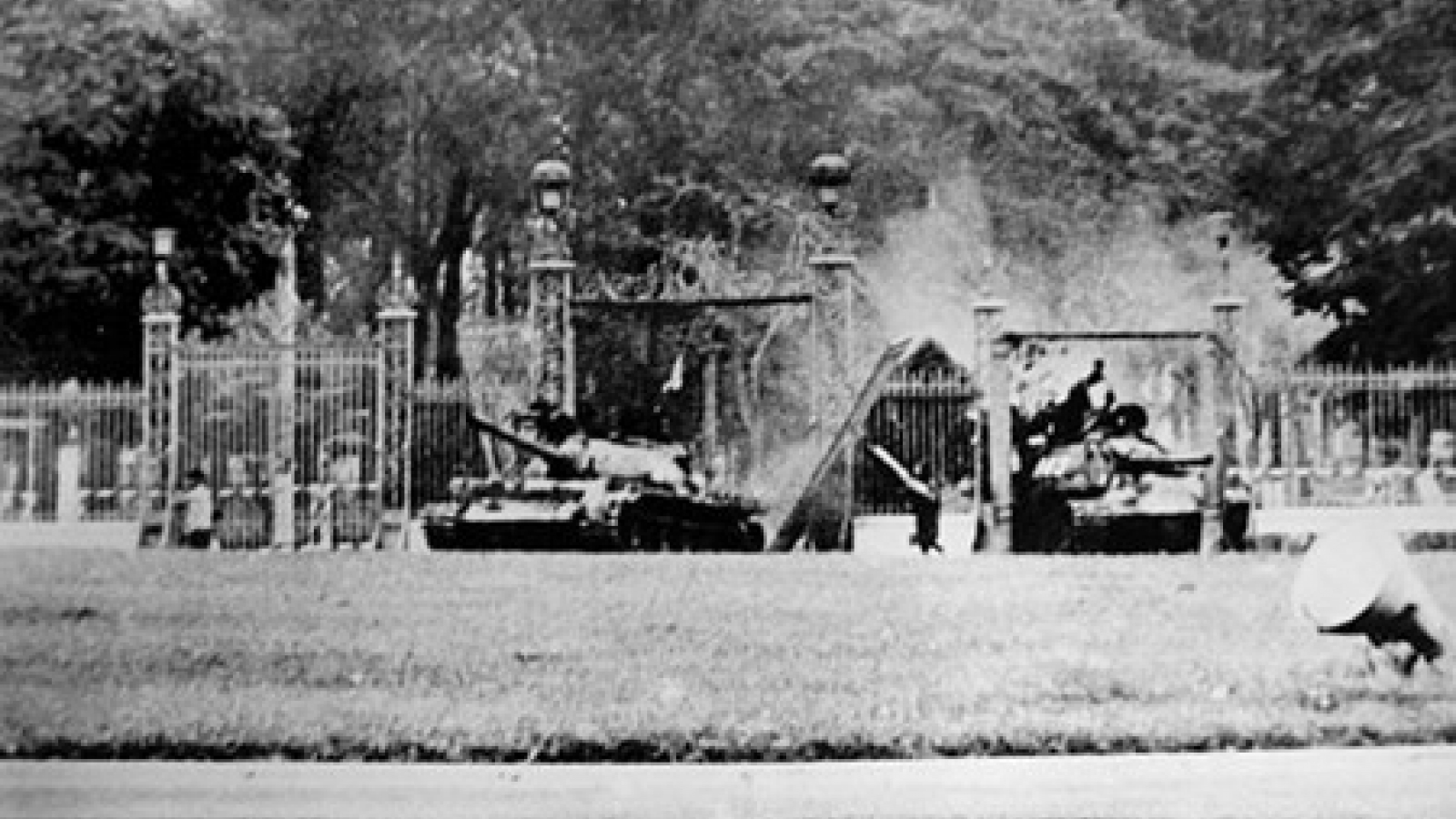 Foreign media covers Vietnam’s April 30 victory