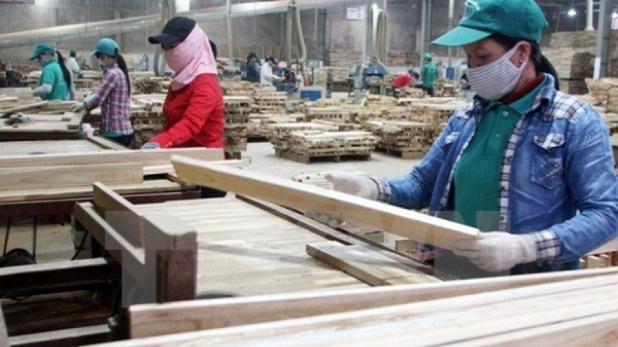 Wood exports surge 17.1% in Q1