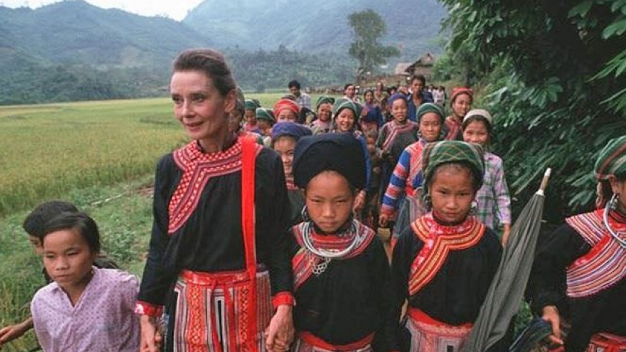 Treasured photos of Audrey Hepburn’s Vietnam visit