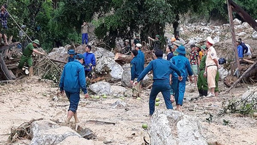 Flash flood leaves 2 dead, 2 missing in Thanh Hoa