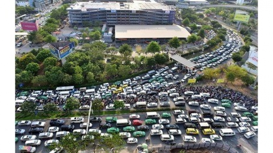 Lower-cost plan for Tan Son Nhat airport expansion proposed