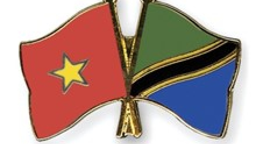 Vietnam, Tanzania strengthen defence ties