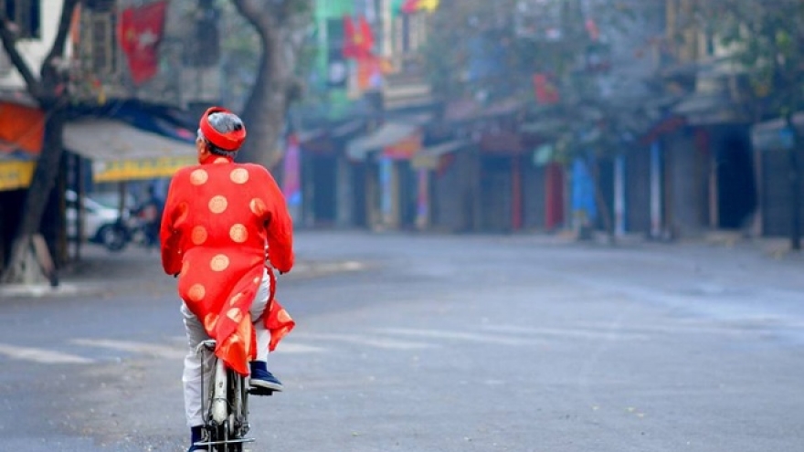 Vietnam's government says 'beautiful' Lunar New Year holiday must be preserved