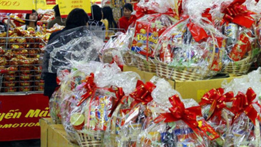 
        HCM City ensures sufficient Tet goods 
                              
