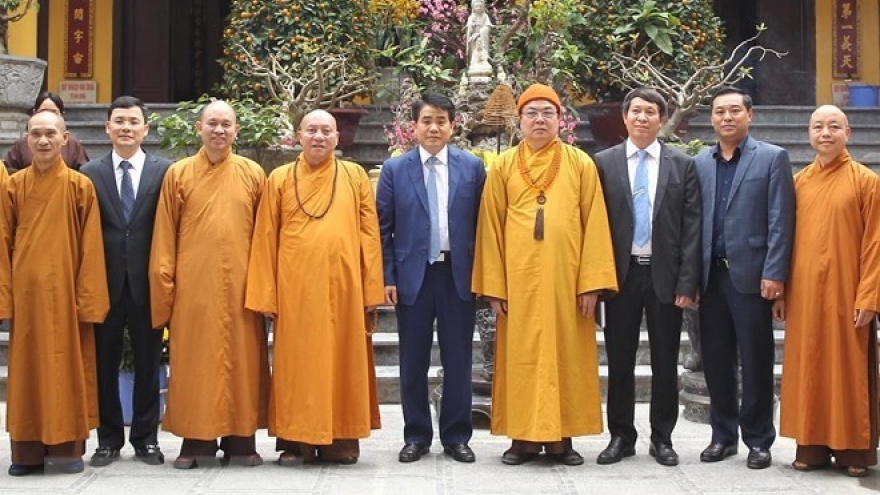 Hanoi leader extends Tet greetings to Vietnam Buddhist Sangha