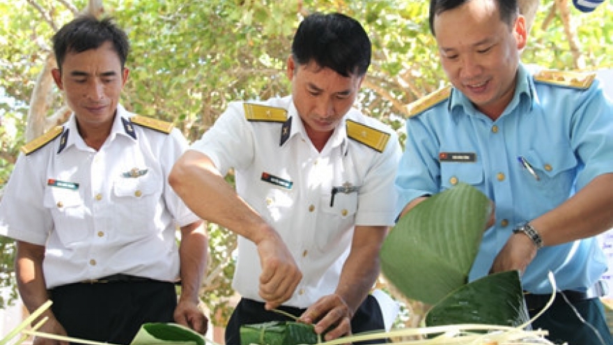 Tet celebration on Truong Sa island district