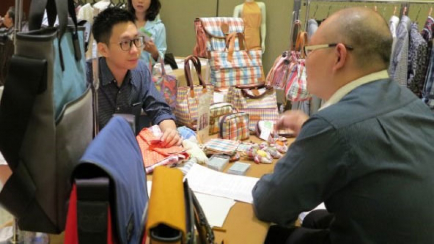 Thai garment, textile businesses eye Vietnamese market