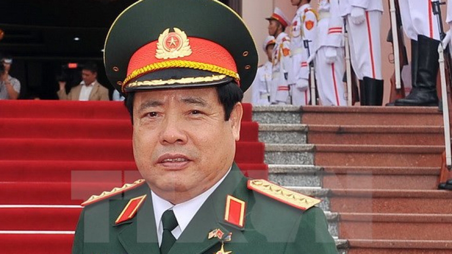 Vietnam, China Defence Ministers hold telephone talks