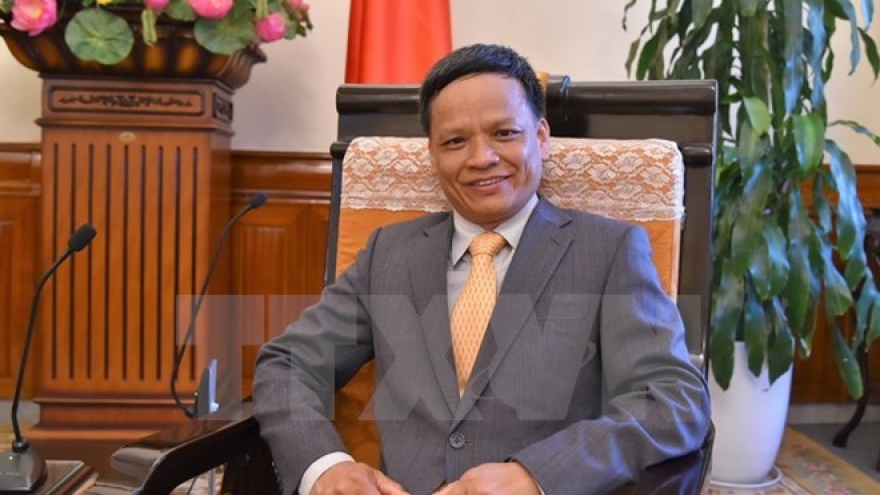 Vietnam has legal basis to dismiss illegal joint exploration in East Sea