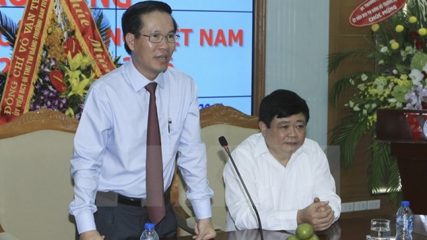 Representative agencies urged to contribute to foreign information service