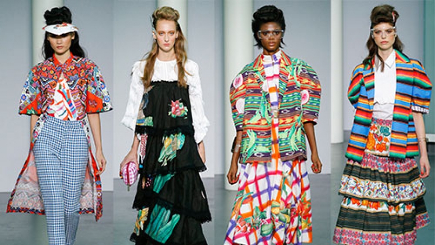 Vietnamese model struts Milan catwalk