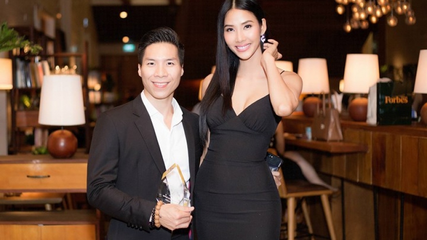 Hoang Thuy beguiles in black at Forbes event