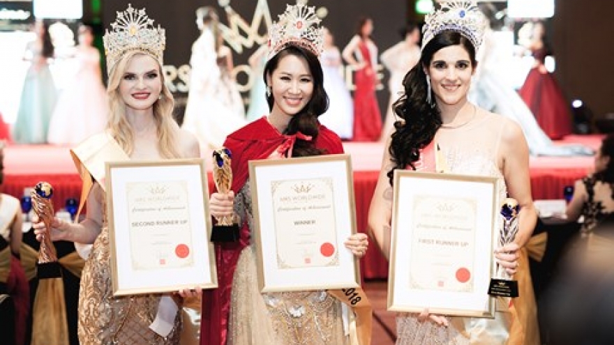 Vietnamese representative crowned Mrs Worldwide 2018
