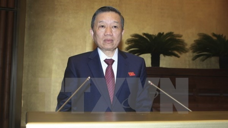 
        Top security official visits Thailand
                              