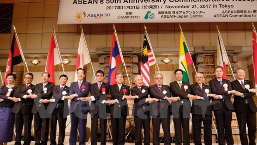 Tokyo celebration marks 50th anniversary of ASEAN