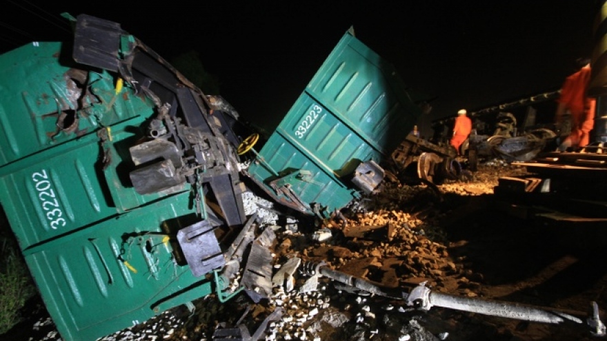 Train crash in Central Vietnam severs North-South railway
