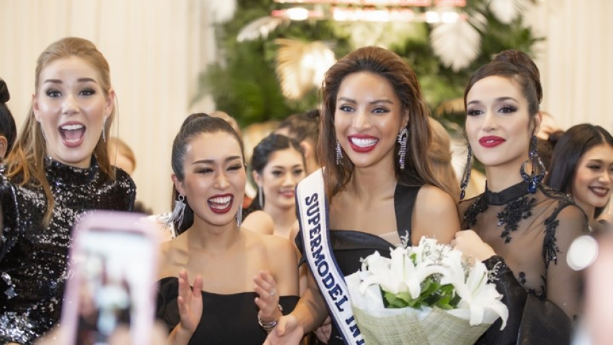 Kha Trang wins Super Model International 2018 