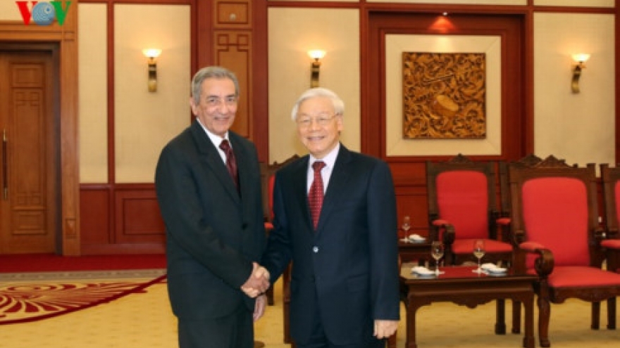 Party leader hosts Cuban Communist Party delegation