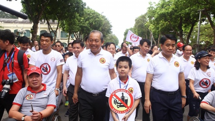 Hanoi’s walk calls for actions against drunk driving