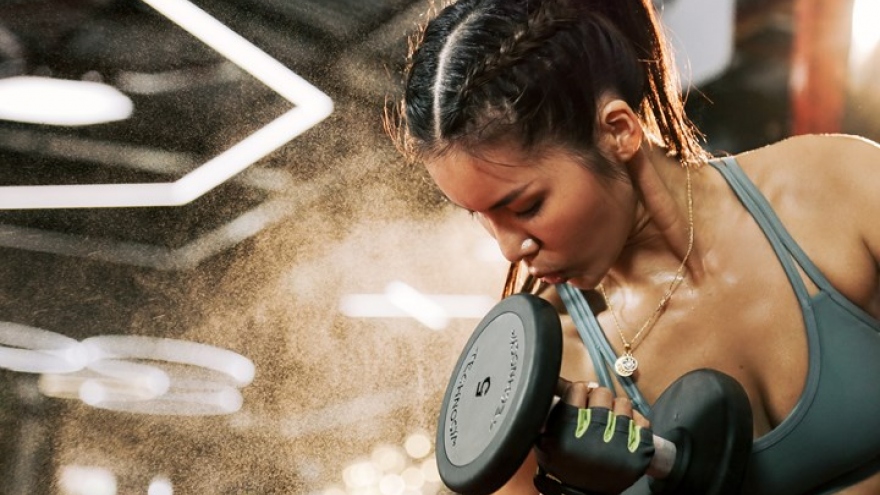Minh Tu trains hard to prepare for Miss Supranational 2018
