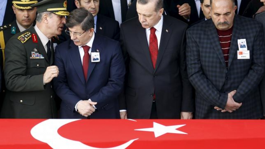 Turkey says Obama shares Syria concerns with Erdogan, affirms support