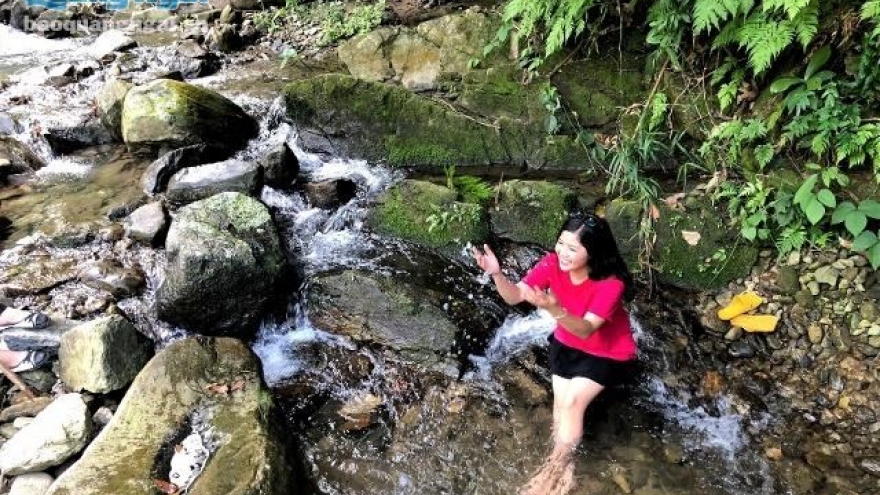 Tuyen Tung waterfall, a highlight in Quang Ngai tourism