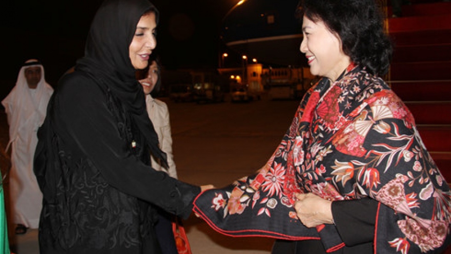 Top legislator arrives in UAE for female parliament speakers summit