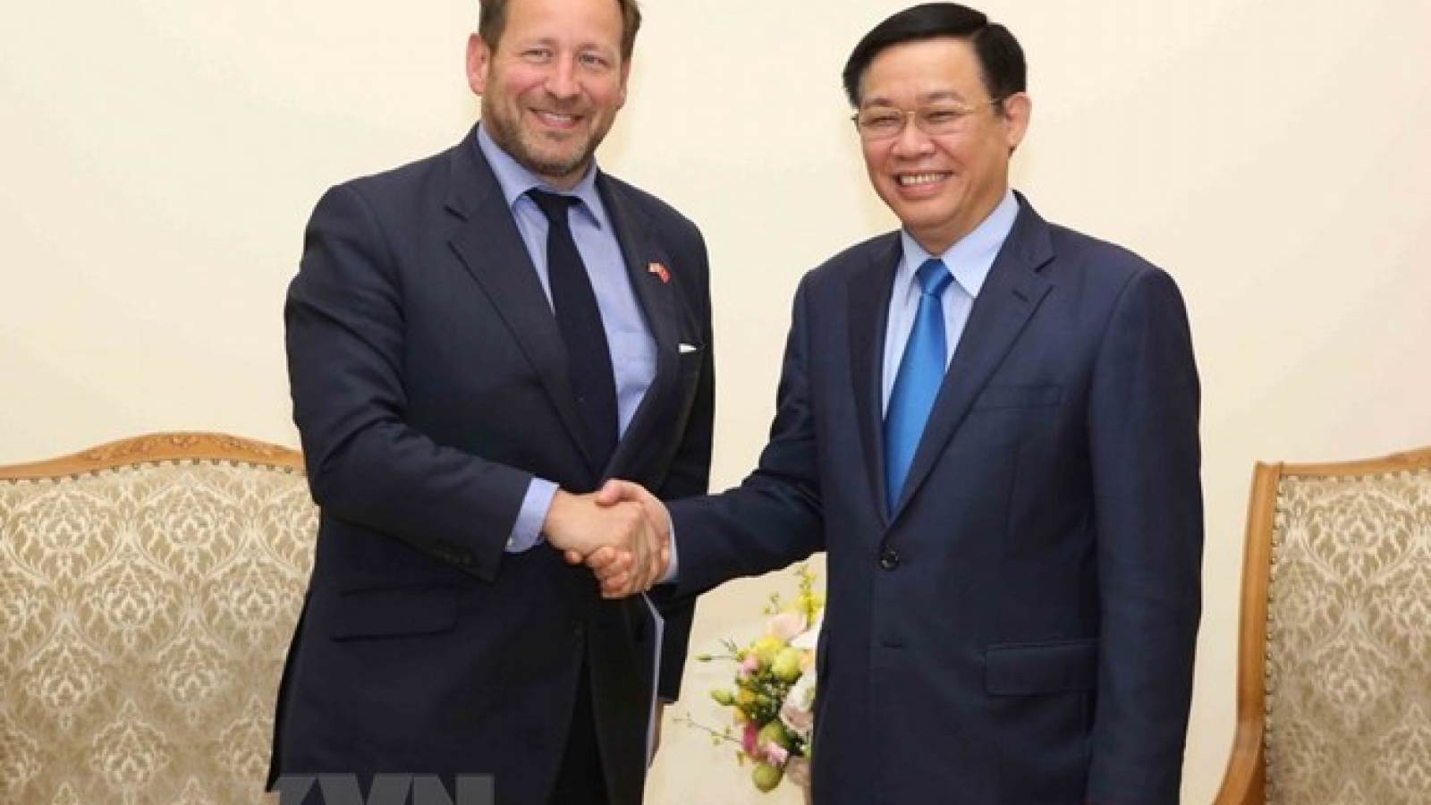 UK to help Vietnam with smart city building