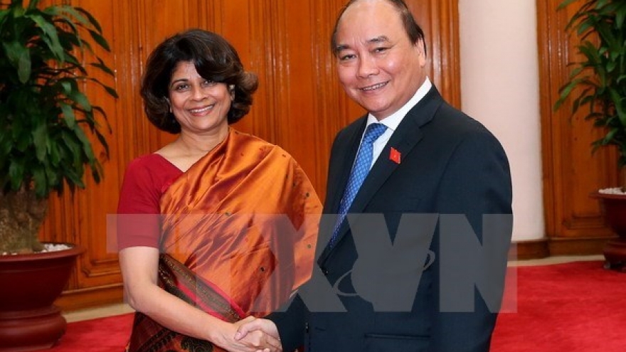 Outgoing coordinator asked to keep supporting UN-Vietnam ties