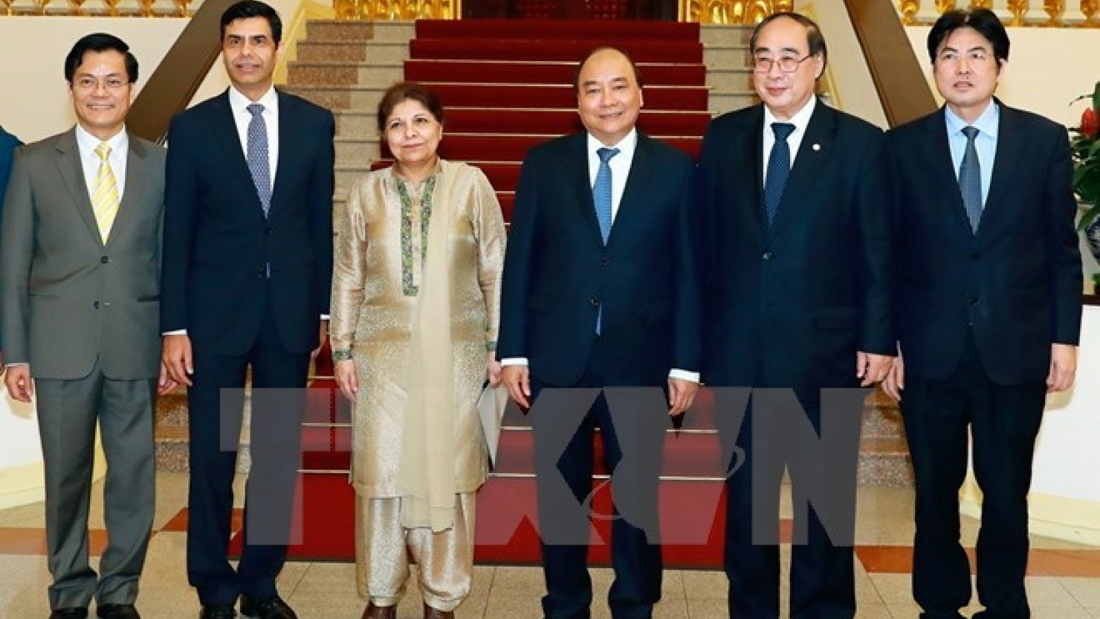 PM meets with UN Under-Secretary-Generals in Hanoi