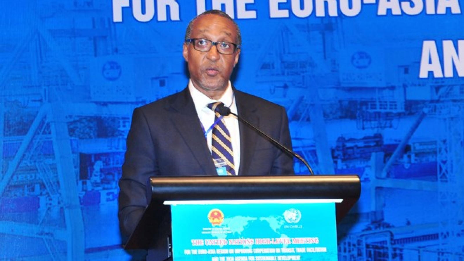 UN meeting debates cooperation in transit, trade facilitation