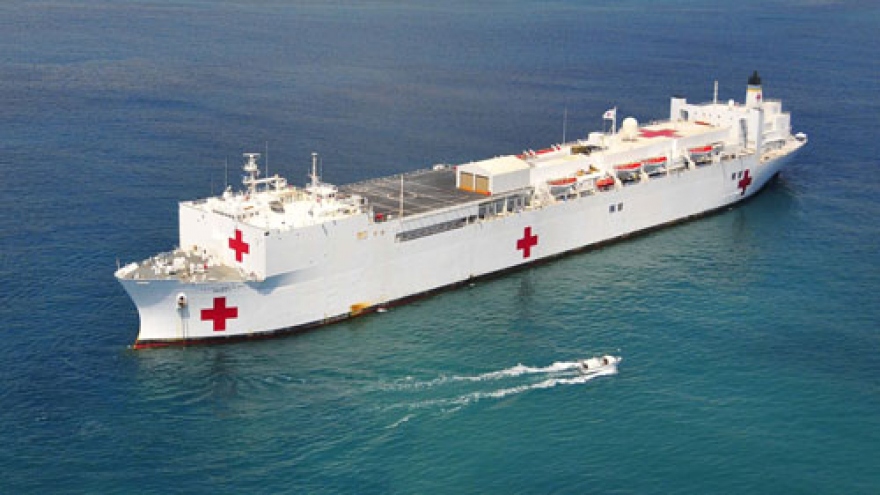 US Navy hospital ship to dock in Danang