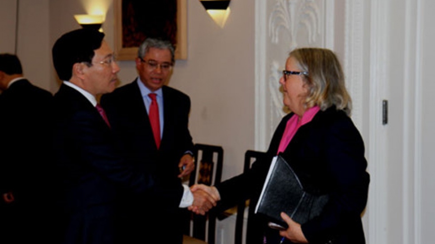 Deputy PM busy with meetings in US official visit