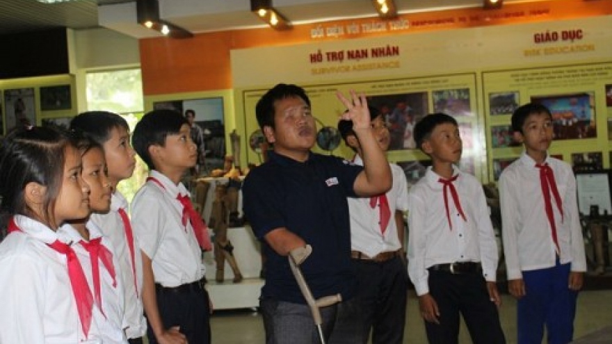 UXO victim works to educate in Vietnam